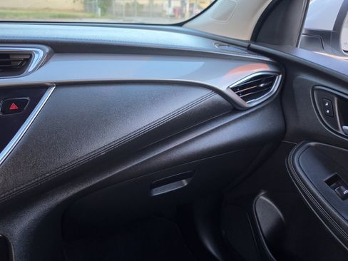 Used 2020 Buick Encore GX Preferred w/ Cold Weather Comfort Package FWD image 29