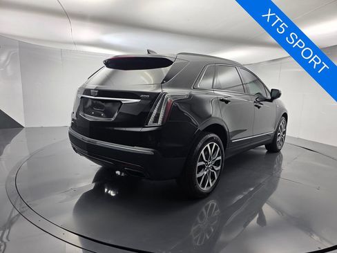 Used 2024 Cadillac XT5 Sportv w/ Technology Package AWD/4WD image 4