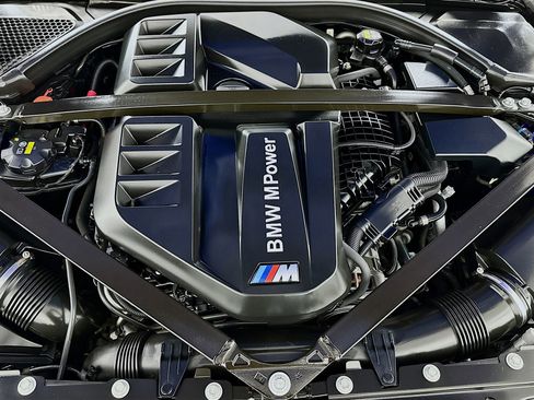 Used 2022 BMW M3 Executive 6-Speed Manual w/ M Carbon Exterior Package image 31