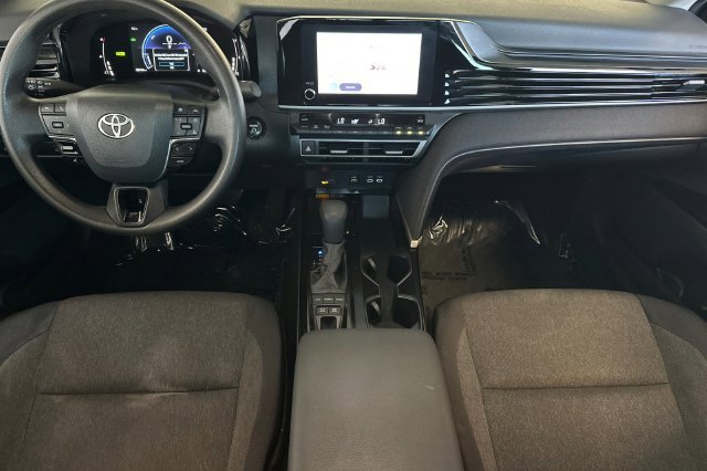 Certified 2025 Toyota Camry LE FWD image 17