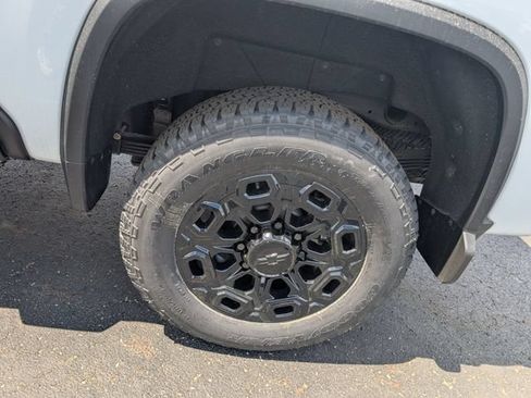 New 2026 Chevrolet Silverado 2500 High Country w/ High Country Premium Package AWD/4WD image 26