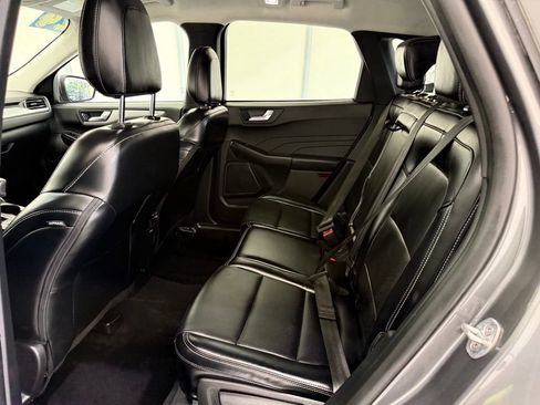 Used 2024 Ford Escape Platinum AWD/4WD image 18