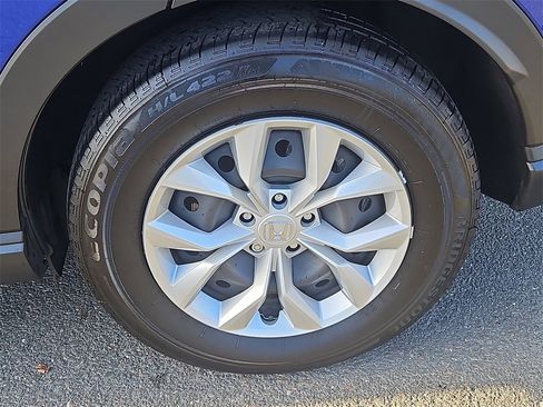 Certified 2025 Honda CR-V LX image 8