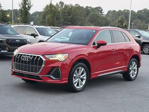 Used 2024 Audi Q3 2.0T Premium AWD/4WD image 7