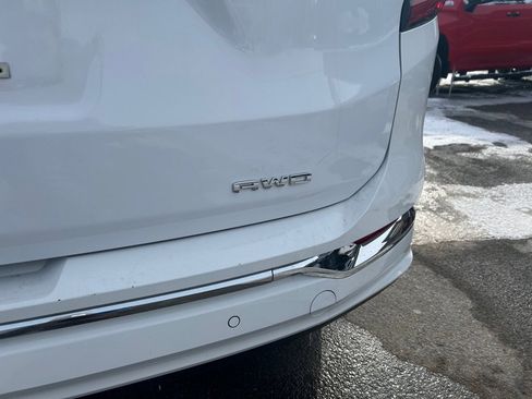 Used 2022 GMC Terrain Denali image 16