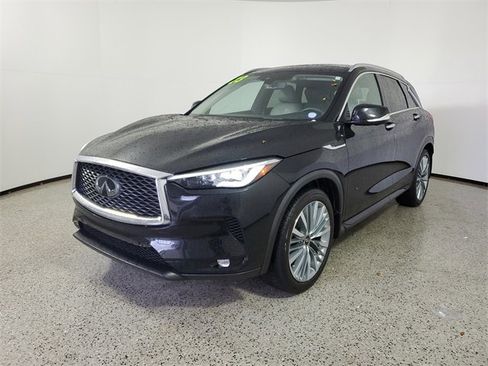 Used 2023 INFINITI QX50 Sensory image 2