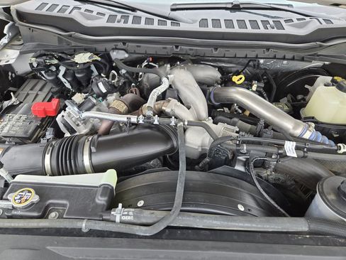 Used 2023 Ford F250 Lariat w/ Lariat Ultimate Package AWD/4WD image 26