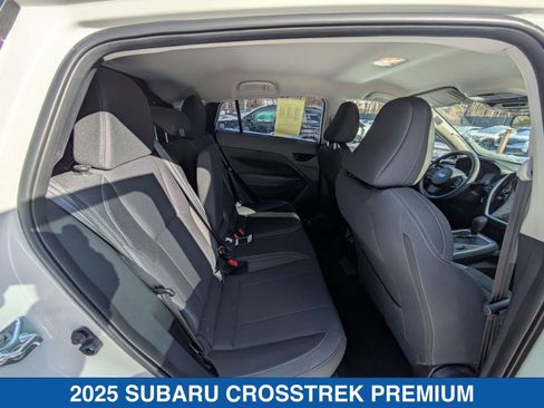 Certified 2025 Subaru Crosstrek 2.0i Premium image 33