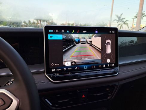 New 2026 Volkswagen Tiguan SE image 11