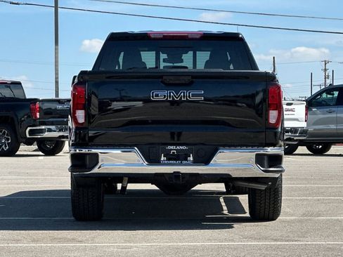 New 2026 GMC Sierra 1500 SLE w/ Preferred Package image 4