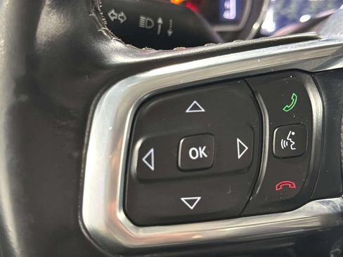 Used 2021 Jeep Wrangler Unlimited Sahara w/ Uconnect 4C Nav & Sound Group AWD/4WD image 23