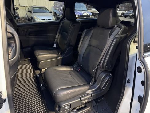 Certified 2024 Honda Odyssey Sport image 10