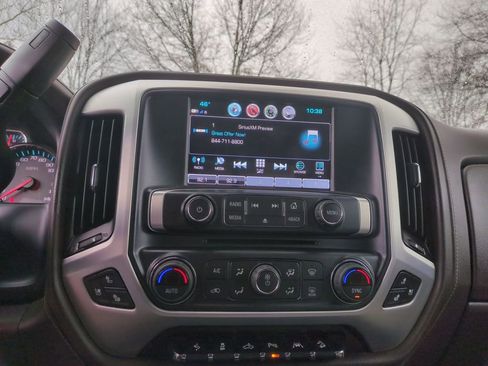 Used 2018 GMC Sierra 1500 SLT AWD/4WD image 10
