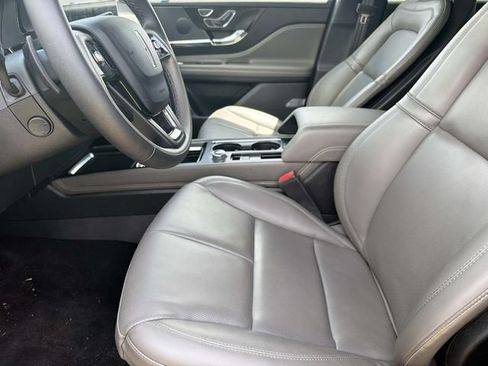 Used 2024 Lincoln Corsair FWD w/ Equipment Group 101A image 25