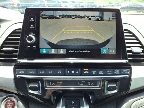 Used 2025 Honda Odyssey Sport-L image 13