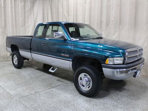 Used 1996 Dodge Ram 2500 Truck 4x4 Club Cab image 2