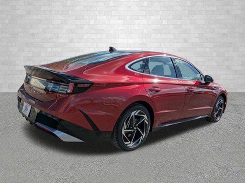 New 2026 Hyundai Sonata SEL FWD image 2