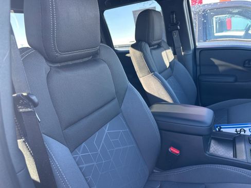 Used 2026 Nissan Frontier SV w/ All-Weather Content Package image 29