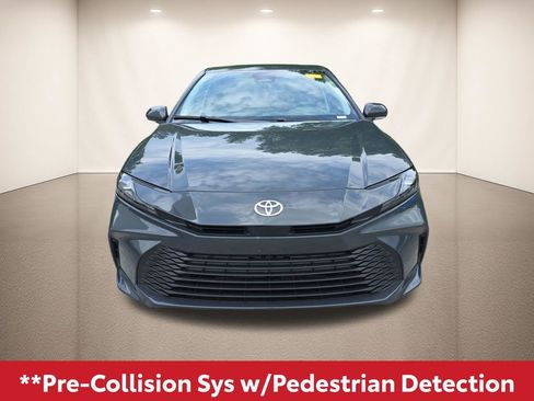 Used 2026 Toyota Camry LE FWD image 13