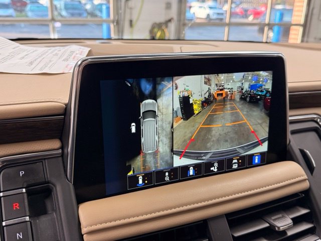 Used 2023 Chevrolet Tahoe Premier w/ Premium Package 2 AWD/4WD image 13