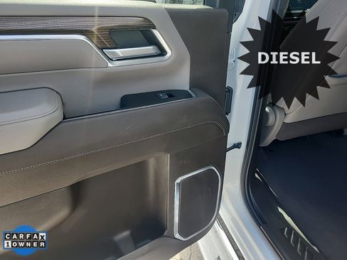 Used 2024 Chevrolet Silverado 3500 LT image 37