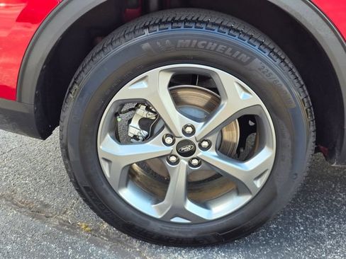 Used 2025 Ford Escape ST-Line w/ Equipment Group 301A FWD image 16
