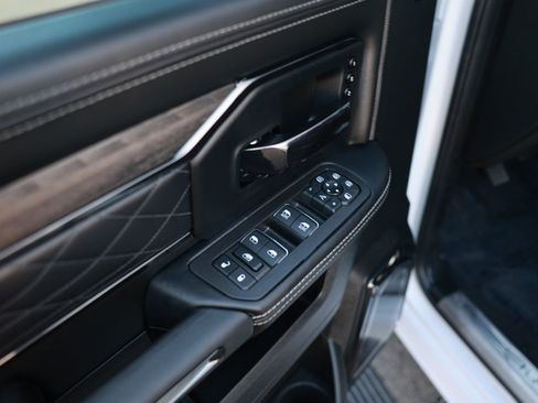 New 2026 RAM 2500 Limited image 16