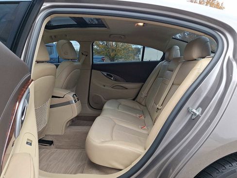 Used 2011 Buick LaCrosse CXL image 9