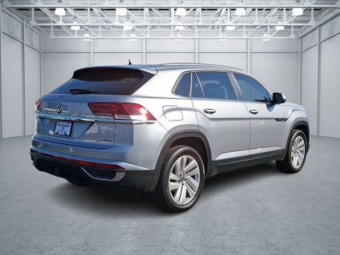 Certified 2020 Volkswagen Atlas Cross Sport SE w/ Panoramic Sunroof Package image 6