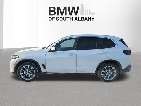 New 2026 BMW X5 xDrive40i image 3
