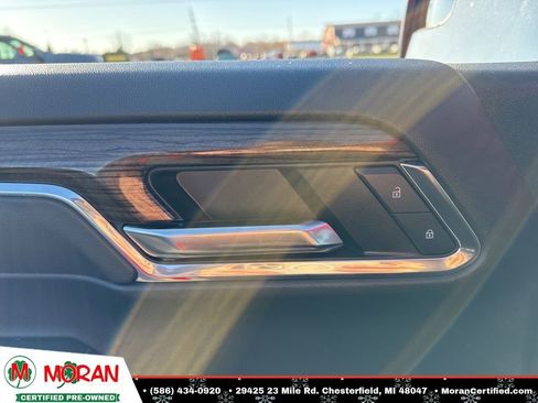 Used 2024 Chevrolet Silverado 1500 LT image 10