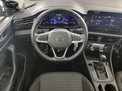 Used 2025 Volkswagen Jetta S FWD image 26