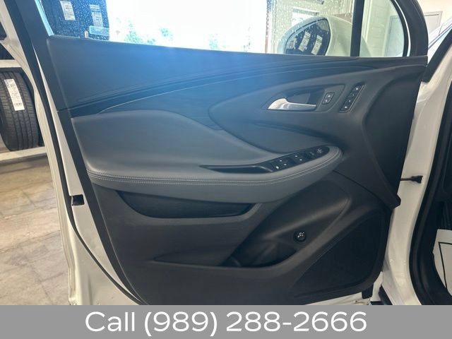 Used 2019 Buick Envision Essence FWD image 11