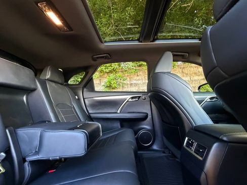 Certified 2022 Lexus RX 350 F Sport w/ Accessory Package AWD/4WD image 37