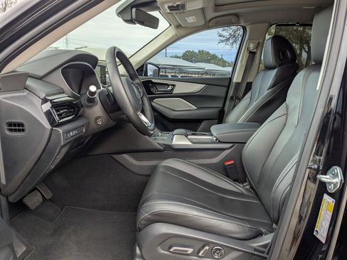 Certified 2023 Acura MDX w/Technology Package image 15