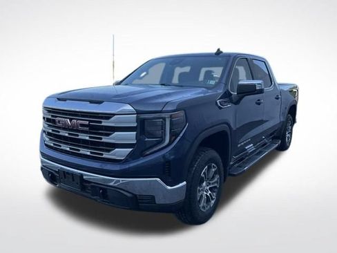 Used 2023 GMC Sierra 1500 SLE AWD/4WD image 3