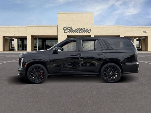 Certified 2026 Cadillac Escalade V w/ LPO, ONYX Package image 8