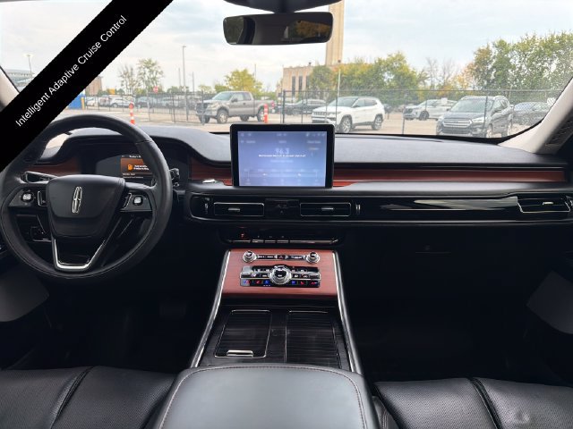 Used 2024 Lincoln Aviator Reserve w/ Equipment Group 201A AWD/4WD image 15