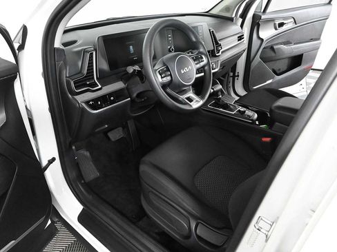 Used 2023 Kia Sportage LX FWD image 15