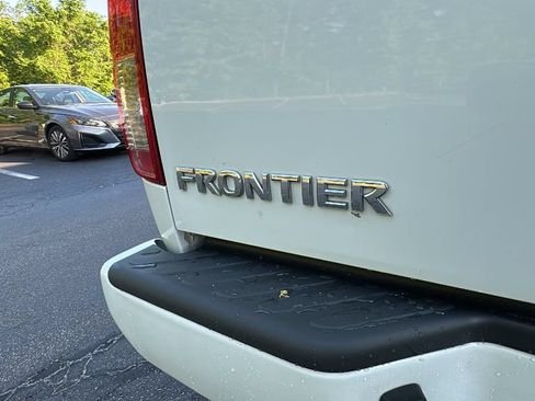 Used 2017 Nissan Frontier S RWD image 35