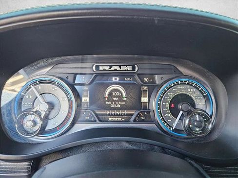 Used 2020 RAM 3500 Limited image 11