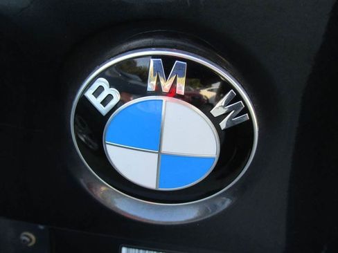 Used 2011 BMW 528i Sedan image 11