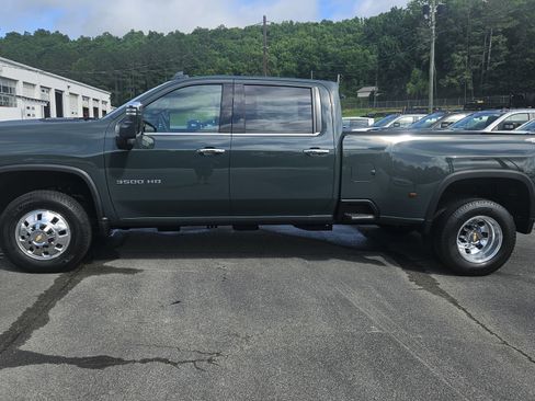 New 2026 Chevrolet Silverado 3500 LTZ w/ LTZ Convenience Package AWD/4WD image 1