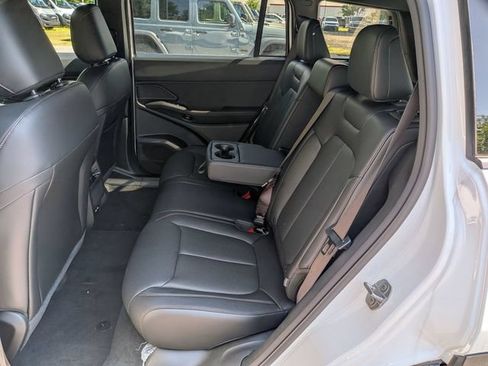 New 2026 Jeep Cherokee Limited AWD/4WD image 12