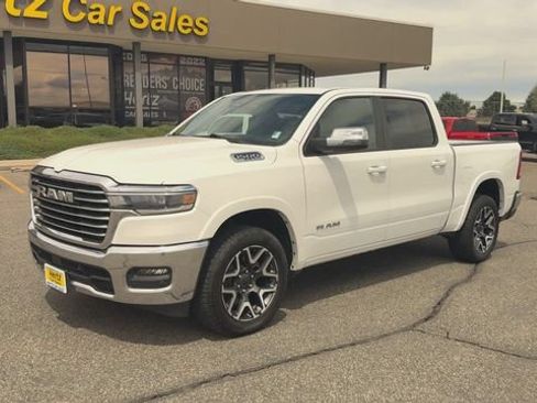 Used 2025 RAM 1500 Laramie AWD/4WD image 4