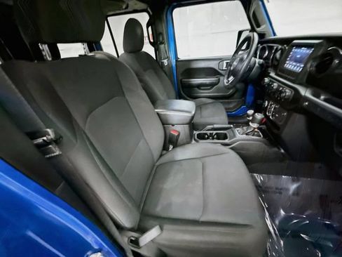 Used 2021 Jeep Wrangler Unlimited Sport AWD/4WD image 27