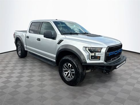 Used 2018 Ford F150 Raptor image 4