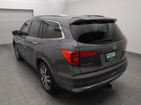 Used 2017 Honda Pilot Touring image 5