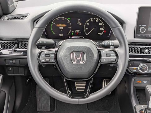 Used 2025 Honda Civic Sport image 22