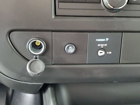 New 2026 Chevrolet Express 2500 w/ Driver Convenience Package RWD image 18